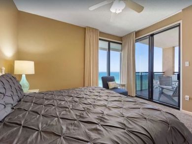 Navarre Vacation Condo Rental Sleeps Six Guests.