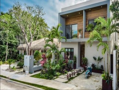 Tulum Vacation Home Rental Sleeps Eight Guests.