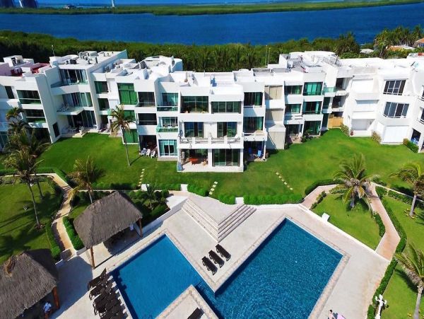 Cancun Luxury Vacation Home Rental Six Bedrooms