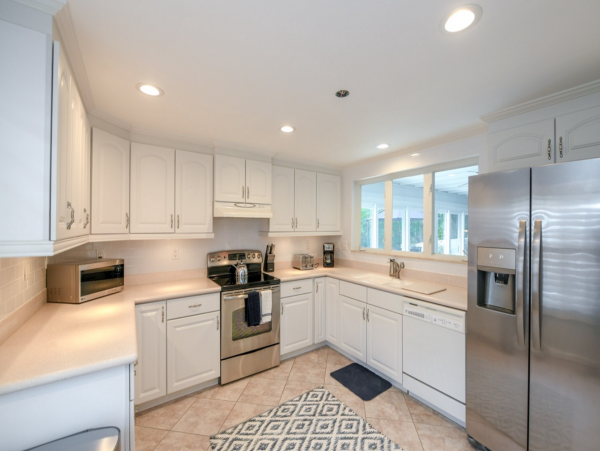 Anna Maria Vacation Rental Sleeps Eight Guests