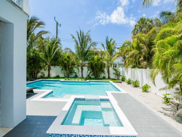 Stunning Vacation Pool Home in Anna Maria Sleeps 8 Guests