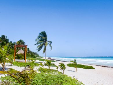 Tulum Vacation Home Sleeps Twelve Guests. Tulum Vacation Home Sleeps Twelve Guests.