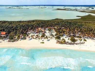 Tulum Vacation Home Sleeps Twelve Guests. Tulum Vacation Home Sleeps Twelve Guests.