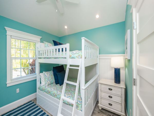 Holmes Beach Vacation Rental Home Sleeps 8 Private Pool