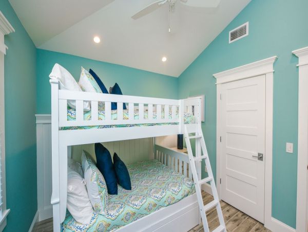 Holmes Beach Vacation Rental Home Sleeps 8 Private Pool