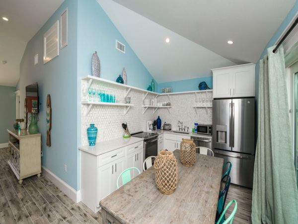 Holmes Beach Vacation Rental Home Sleeps 8 Private Pool