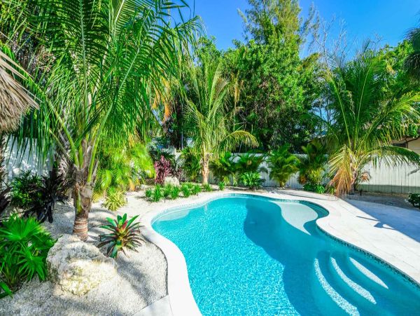 Holmes Beach Vacation Rental Home Sleeps 8 Private Pool