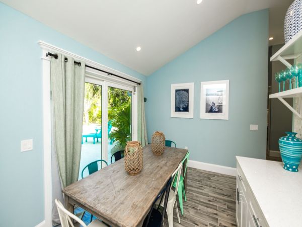 Holmes Beach Vacation Rental Home Sleeps 8 Private Pool
