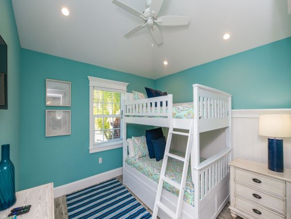 Holmes Beach Vacation Rental Home Sleeps 8 Private Pool