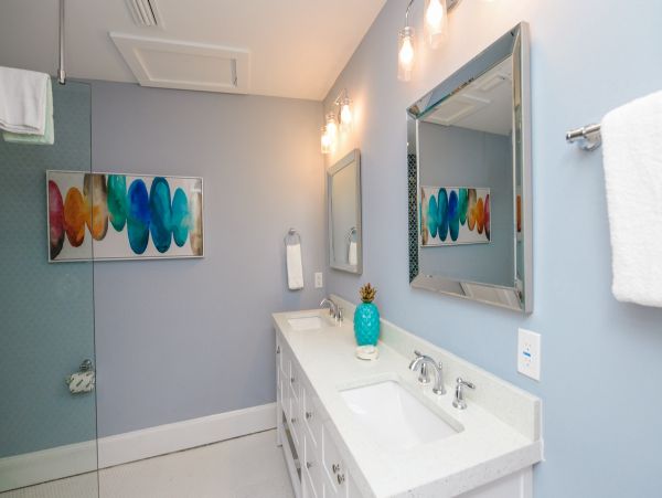 Holmes Beach Vacation Rental Home Sleeps 8 Private Pool