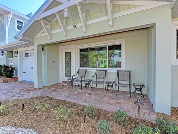 Anna Maria Canal Front Luxury Vacation Rental Sleeps Eight Guests