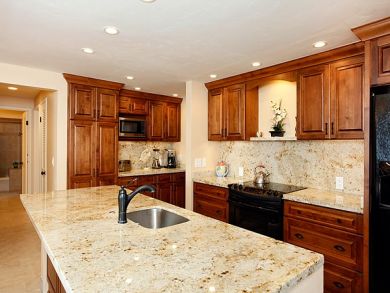 Kahana Three Bedroom Vacation  Condo Rental Sleeps Six