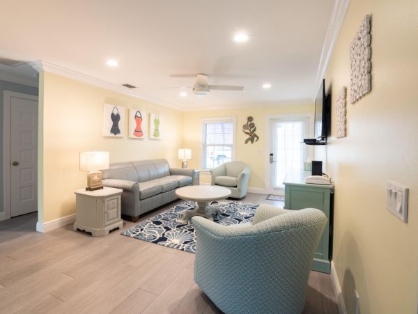 Anna Maria Vacation Rentals Sleeps Four Guests