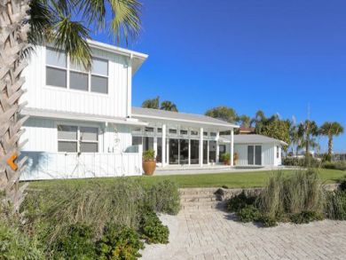 Siesta Key Vacation Condo Four Bedrooms Sleeps Eight