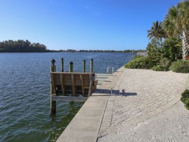 Siesta Key Vacation Condo Four Bedrooms Sleeps Eight