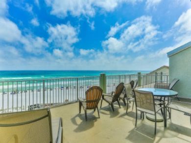 Miramar Vacation Condo Sleeps Ten Guests.