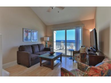 Miramar Vacation Condo Sleeps Ten Guests.