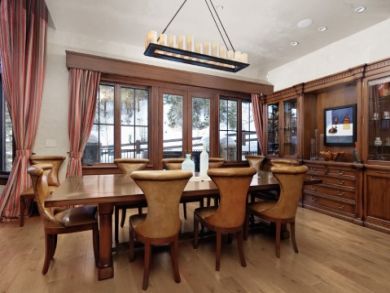 Beaver Creek VacationHome Sleeps Ten Guests.