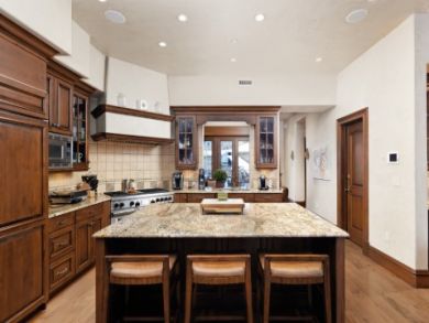 Beaver Creek VacationHome Sleeps Ten Guests.