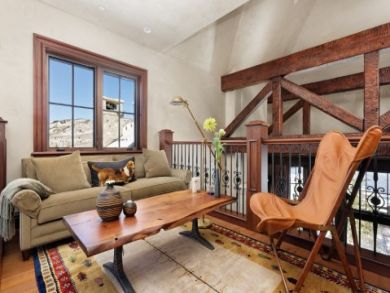 Beaver Creek VacationHome Sleeps Ten Guests.