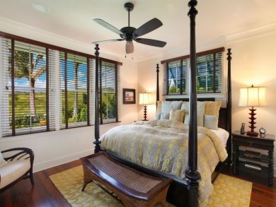 3 Bedroom Vacation Cottage, Walk to Beach