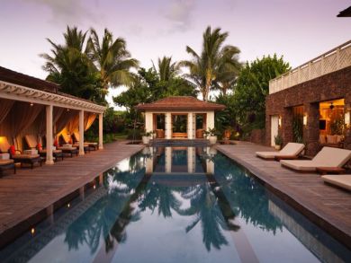 3 Bedroom Vacation Cottage, Walk to Beach
