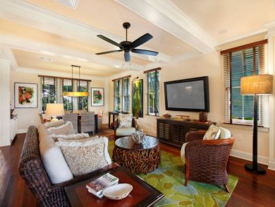 3 Bedroom Vacation Cottage, Walk to Beach