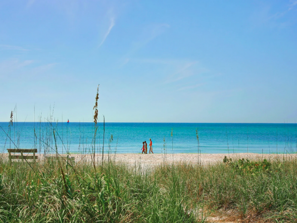 Holmes Beach Vacation Rental Sleeps 6 One Block to Beach