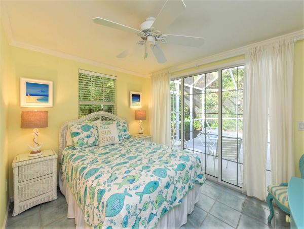 Holmes Beach Vacation Rental Sleeps 6 One Block to Beach