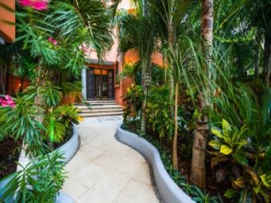 Tulum Vacation Home Sleeps Twelve Guests. Tulum Vacation Home Sleeps Twelve Guests.
