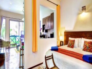 Tulum Vacation Home Sleeps Fifteen Guests. Tulum Vacation Home Sleeps Fifteen Guests.