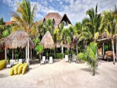 Tulum Vacation Home Sleeps Fifteen Guests. Tulum Vacation Home Sleeps Fifteen Guests.