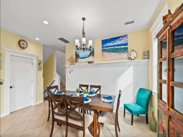 Island Oasis with Pool, Hut Tub, and Rooftop Deck, Steps from Manatee Beach