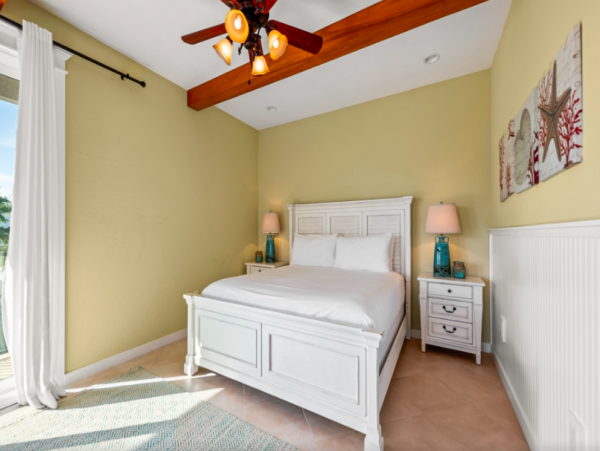 Island Oasis with Pool, Hut Tub, and Rooftop Deck, Steps from Manatee Beach