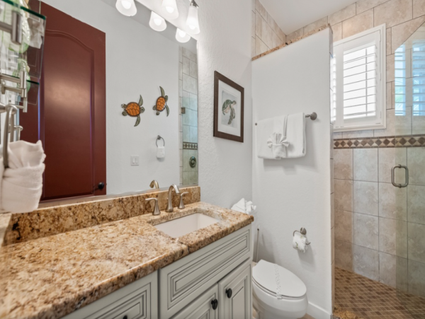 Island Oasis with Pool, Hut Tub, and Rooftop Deck, Steps from Manatee Beach