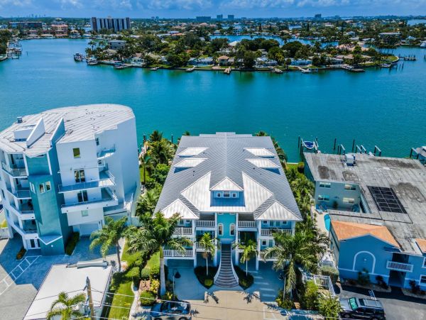 Treasure Island Waterfront Vacation Rental Luxury Intracoastal Condo with Pool & Docks