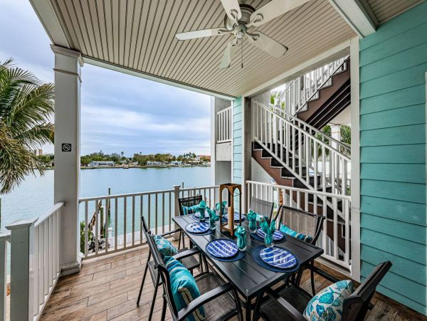 Treasure Island Waterfront Vacation Rental Luxury Intracoastal Condo with Pool & Docks
