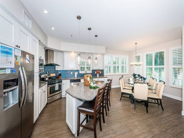 Treasure Island Waterfront Vacation Rental Luxury Intracoastal Condo with Pool & Docks