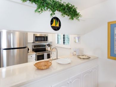 Charming Vacation Rental on Sanibel. Call Today.