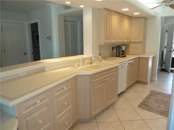 Sarasota Vacation 3 Bedroom Condo Sleeps Six Guests