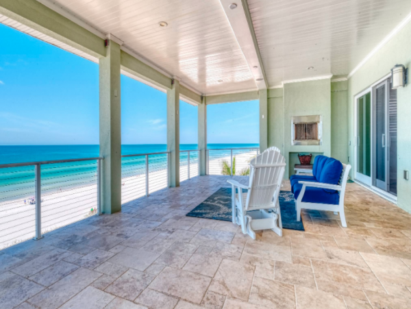 Redington Shores  Luxury Vacation Condo Sleeps Ten Guests.