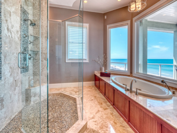 Redington Shores  Luxury Vacation Condo Sleeps Ten Guests.