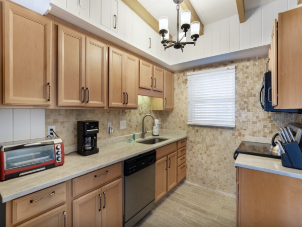 Anna Maria Vacation Duplex Sleeps Four Guests.