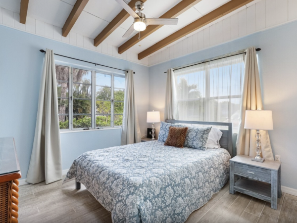 Anna Maria Vacation Duplex Sleeps Four Guests.