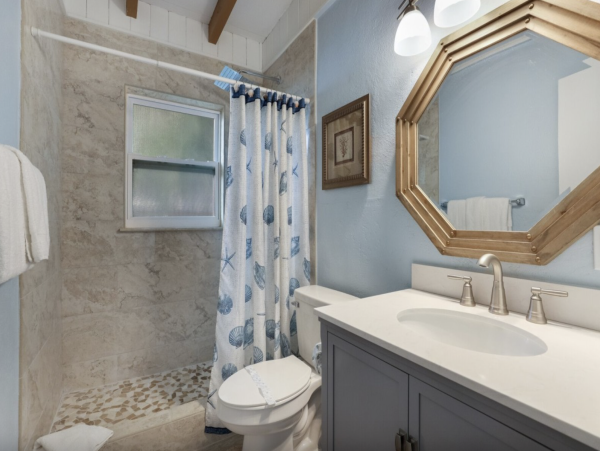 Anna Maria Vacation Duplex Sleeps Four Guests.