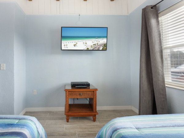 Anna Maria Vacation Duplex Sleeps Four Guests.