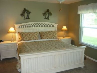 Marco Island Vacation Condo Sleeps Six Guests.