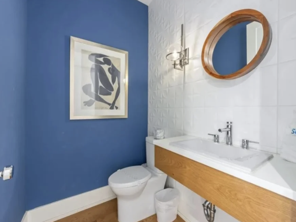 Walk to Beach Canal-Front Retreat in Anna Maria Island