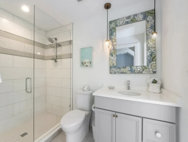 Walk to Beach Canal-Front Retreat in Anna Maria Island