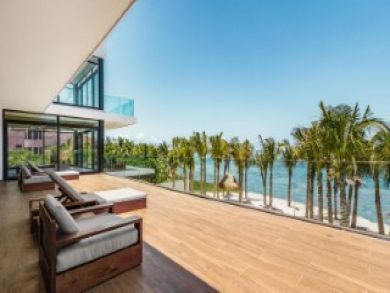 Tulum Luxury Vacation Home Sleeps Fourteen Guests.